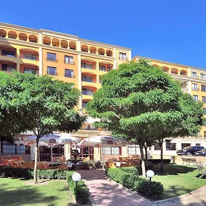 Aparthotel Paradise Park